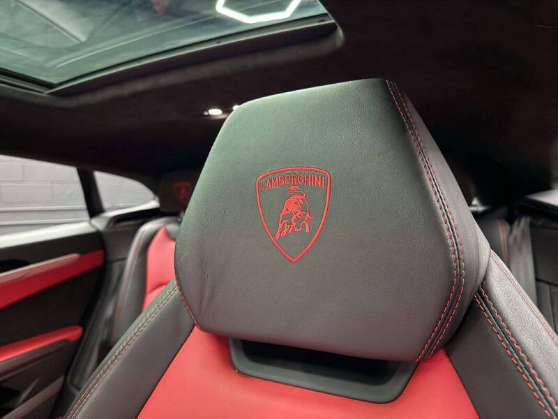 2022 Lamborghini Urus