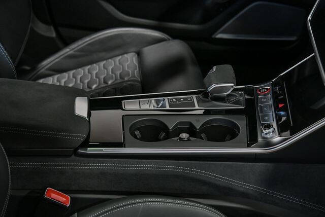 2024 Audi RS 6 Avant 4.0T quattro Avant performance