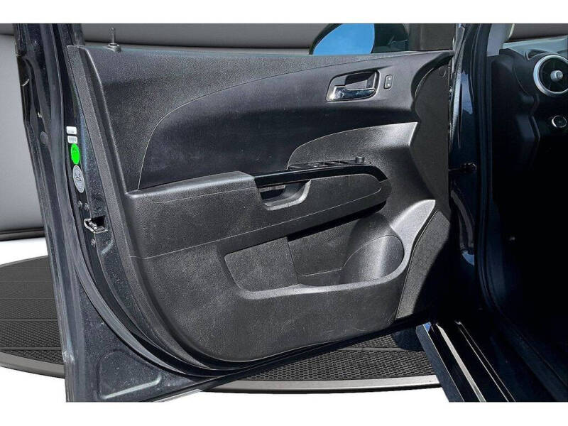 2018 Chevrolet Sonic LT Auto