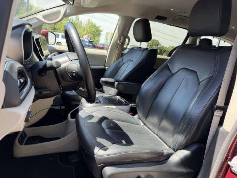 2021 Chrysler Pacifica Touring L