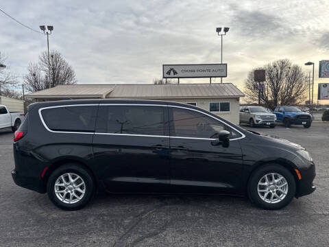 2017 Chrysler Pacifica for sale at Crosspointe Auto in Amarillo TX