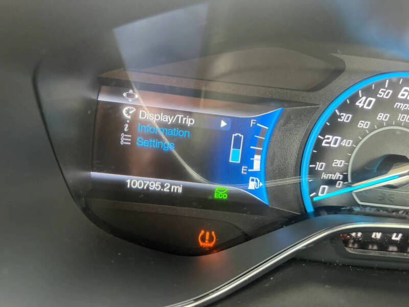 2017 Ford C-MAX Hybrid SE