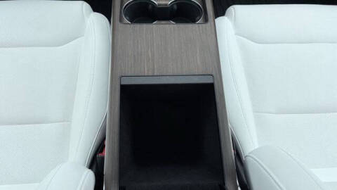 2023 Tesla Model X Standard Range