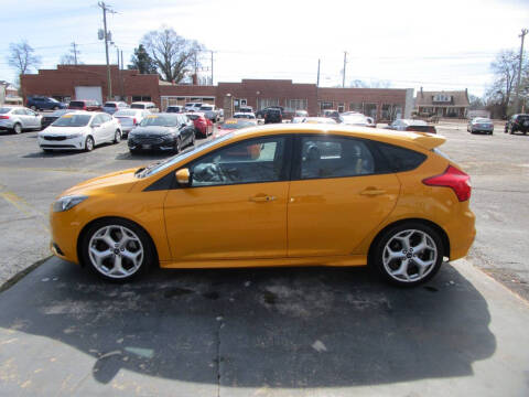 2013 Ford Focus for sale at Taylorsville Auto Mart in Taylorsville NC