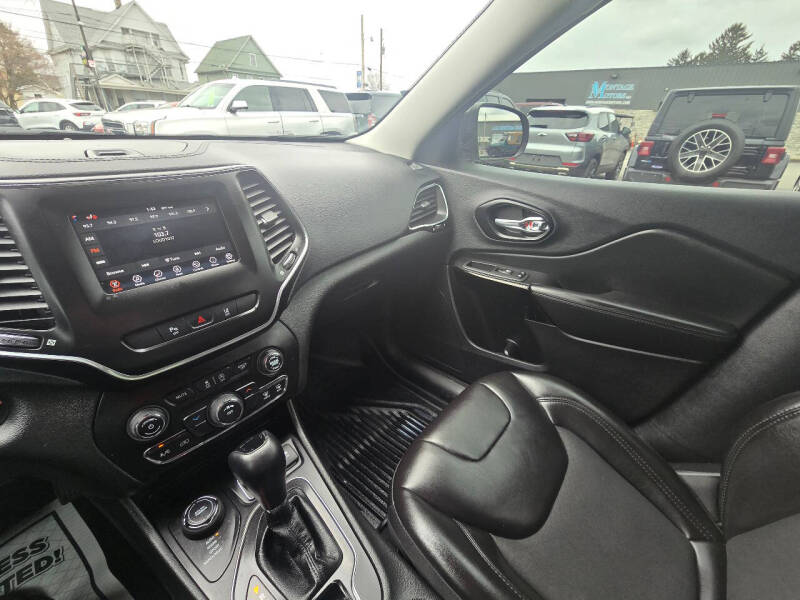 2021 Jeep Cherokee Altitude