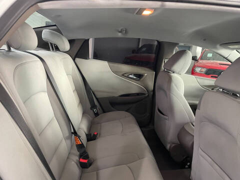 2022 Chevrolet Malibu LS