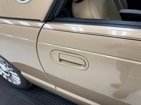 2005 Ford Thunderbird Deluxe