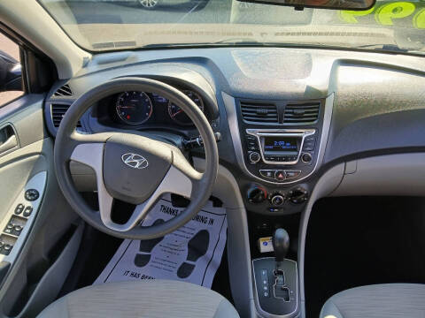 2017 Hyundai Accent SE