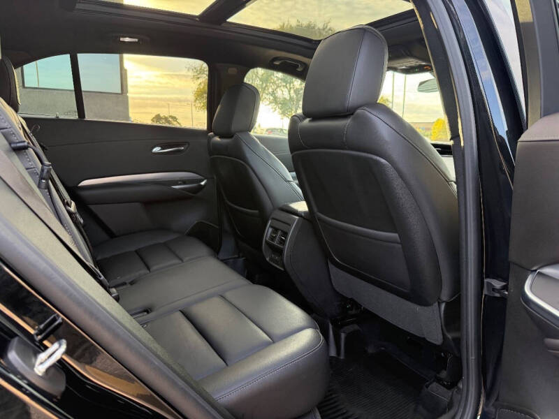 2021 Cadillac XT4 Premium Luxury