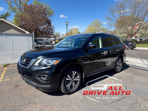 2020 Nissan Pathfinder S