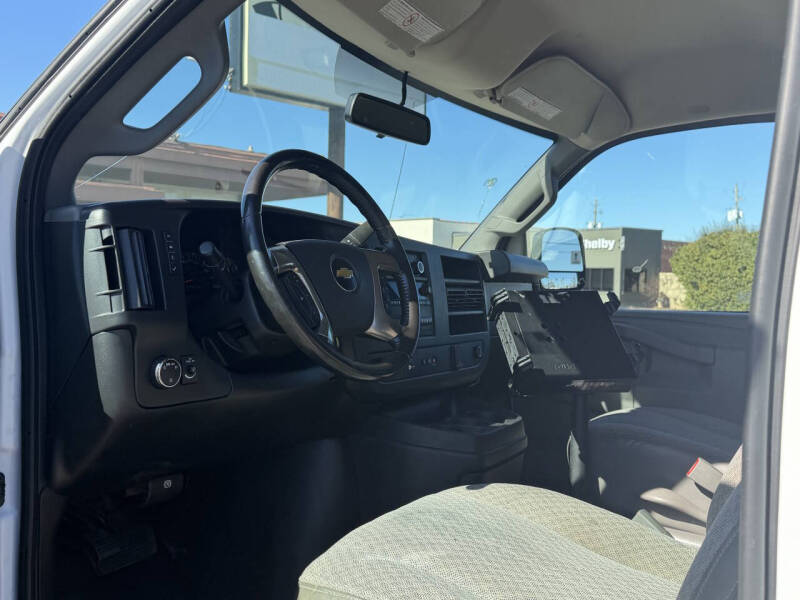 2019 Chevrolet Express 2500