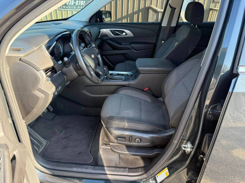 2018 Chevrolet Traverse LT Cloth