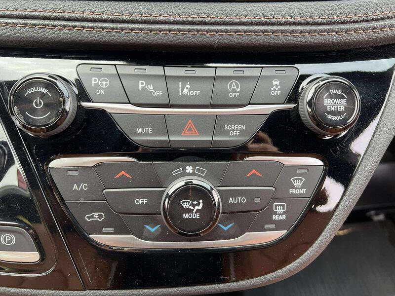 2024 Chrysler Pacifica Pinnacle