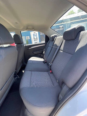 2011 Chevrolet Aveo LT