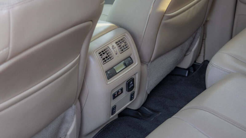 2020 Nissan Pathfinder Platinum