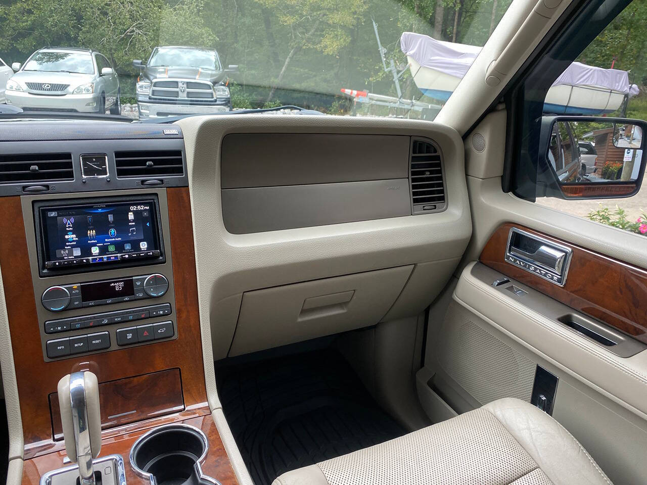 2012 Lincoln Navigator for sale at Auction Trades Auto Sales in Chelsea, AL