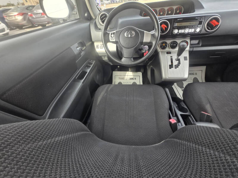 2009 Scion xB