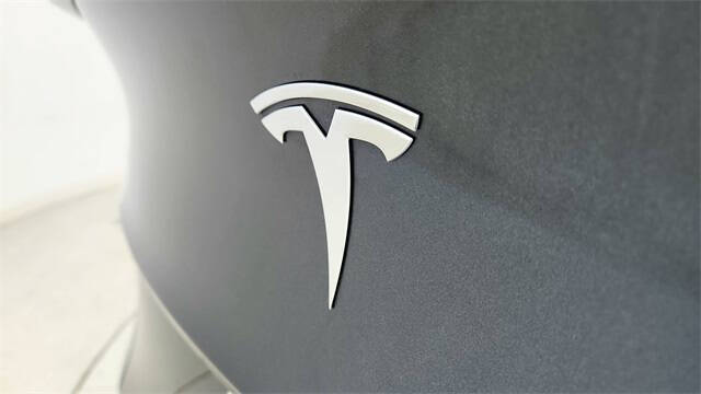 2025 Tesla Model Y Long Range