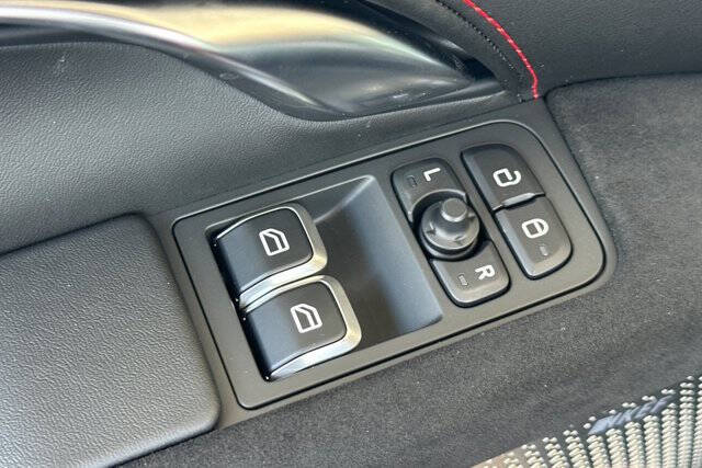 2025 Lotus Emira V6 Base