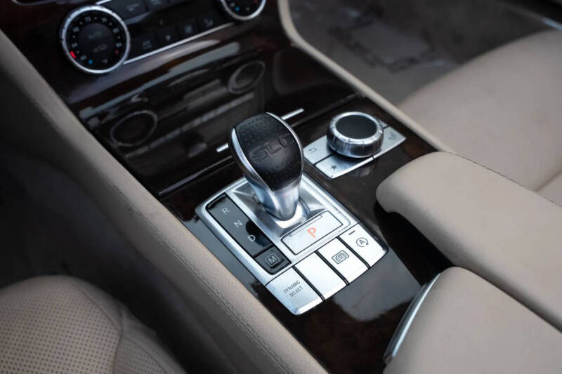 2017 Mercedes-Benz SL-Class