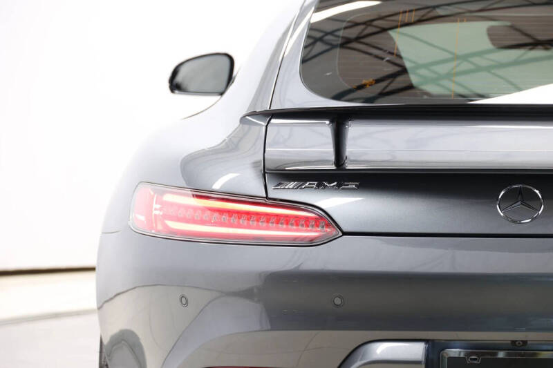 2017 Mercedes-Benz AMG GT