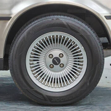 1982 DeLorean DMC-12