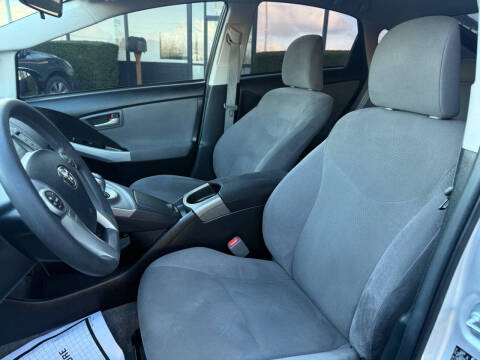 2014 Toyota Prius Three