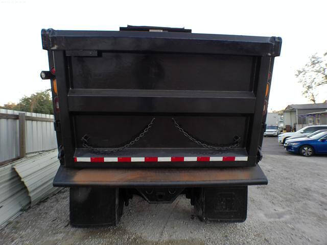 2013 Freightliner M2 106