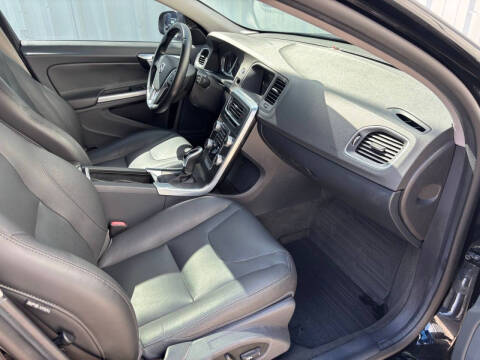 2016 Volvo V60 T5 Premier