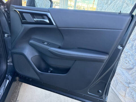 2025 Mitsubishi Outlander PHEV SE