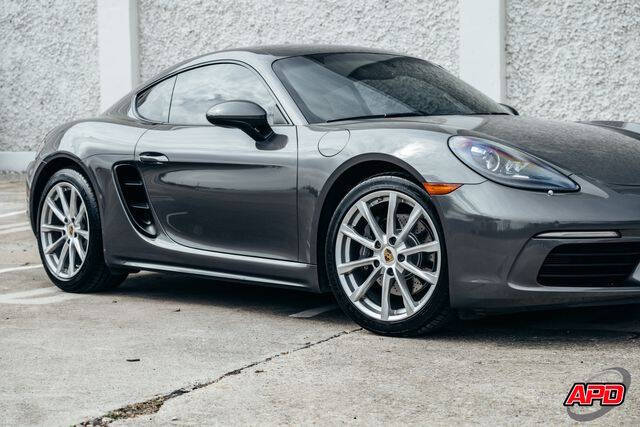 2019 Porsche 718 Cayman