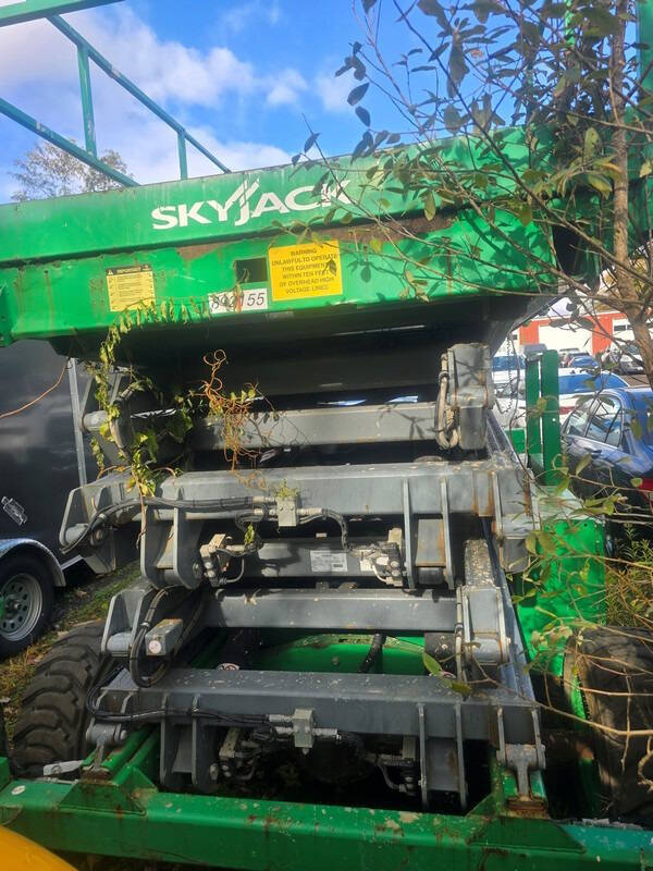 2016 Skyjack SJ9250RT