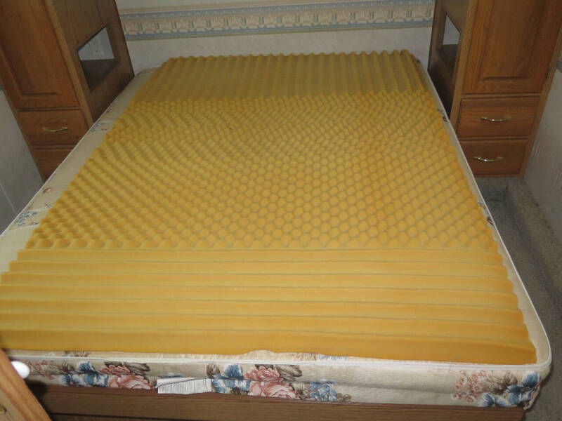 2000 Carriage Cameo F29RKS