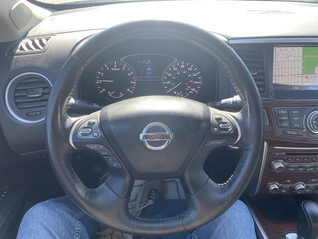2020 Nissan Pathfinder Platinum