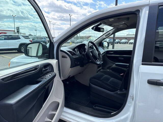 2020 Dodge Grand Caravan SE