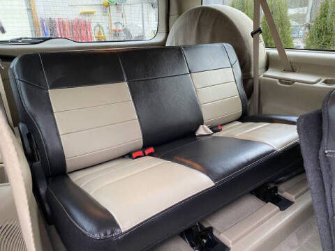 2005 Ford Excursion Eddie Bauer