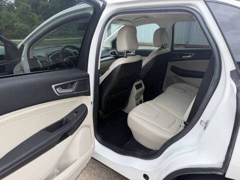 2021 Ford Edge Titanium