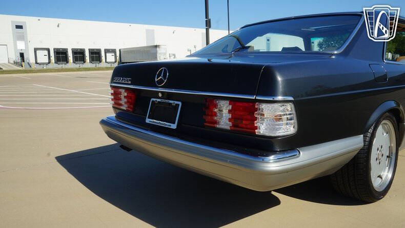 1986 Mercedes-Benz 560-Class 560 SEC