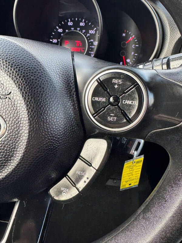 2015 Kia Soul +