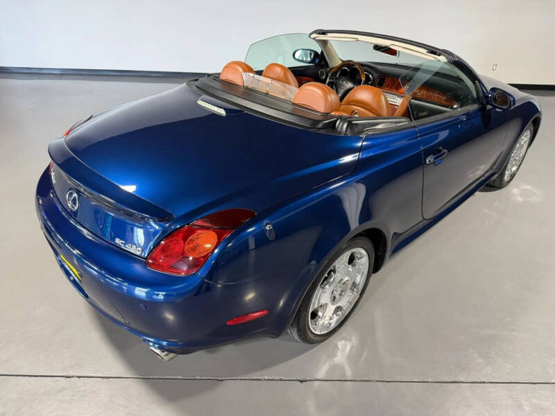 2004 Lexus SC 430