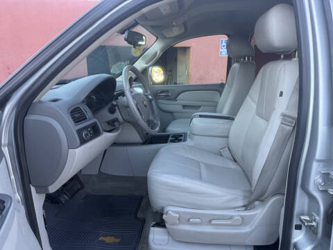 2013 Chevrolet Suburban LT