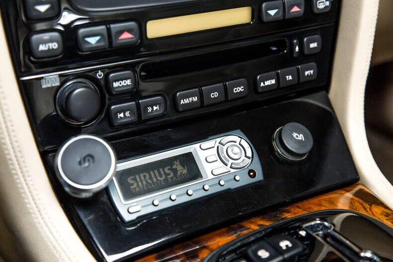 2006 Jaguar XJ-Series XJ8