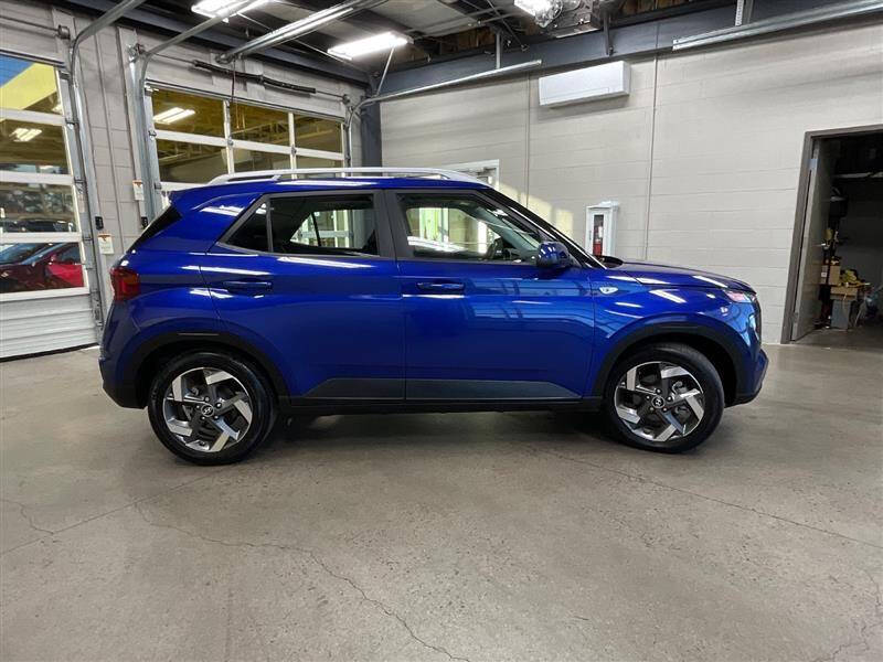 2024 Hyundai Venue SEL