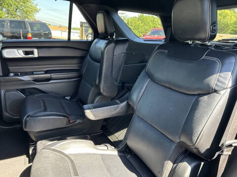 2020 Ford Explorer ST