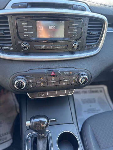 2016 Kia Sorento LX