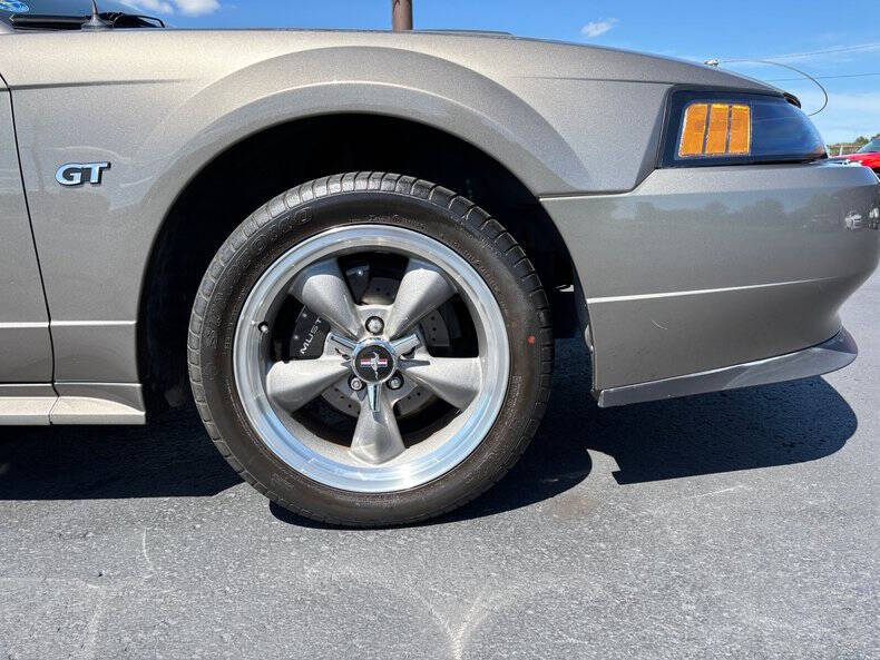 2001 Ford Mustang GT