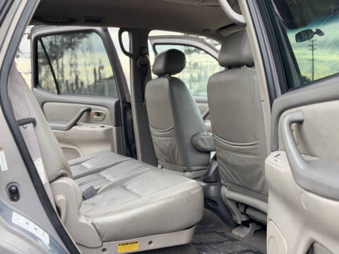 2002 Toyota Sequoia SR5