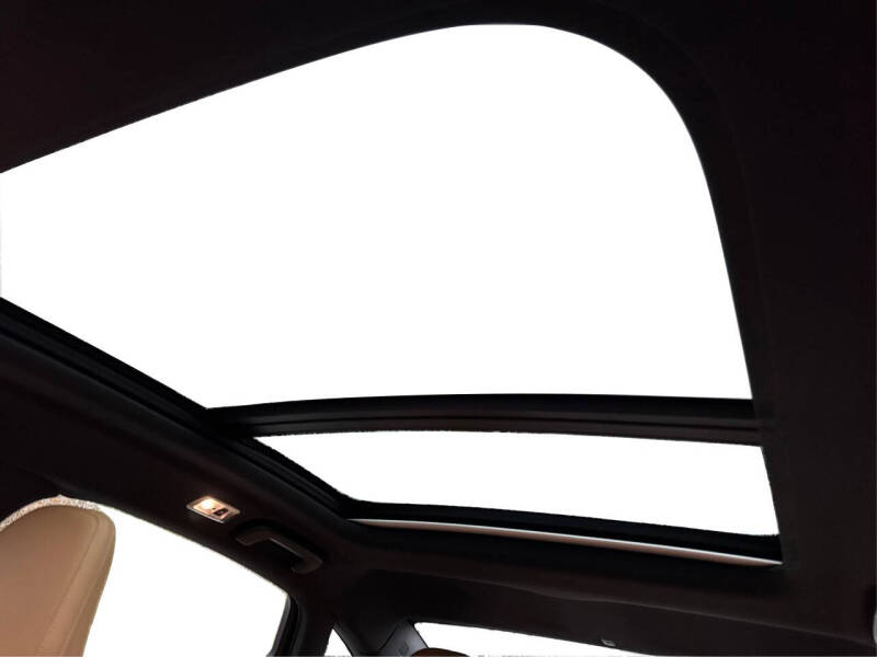 2019 Volvo S90 T6 Momentum