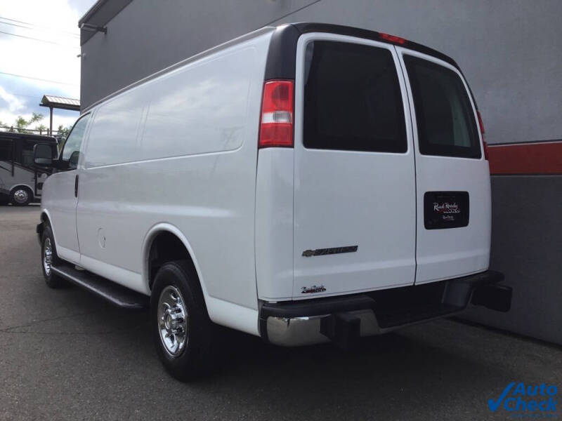 2021 Chevrolet Express 2500