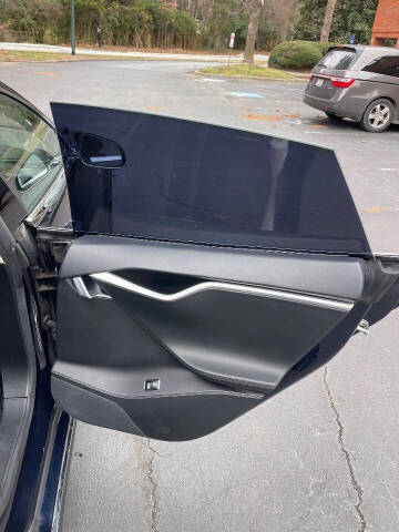 2015 Tesla Model S 85